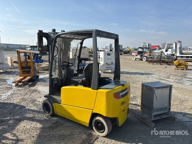 Jungheinrich EFG320 Electric Forklift - Chariot élévateur électrique: photos 3 Jungheinrich EFG320 Electric Forklift - Chariot élévateur électrique: photos 3