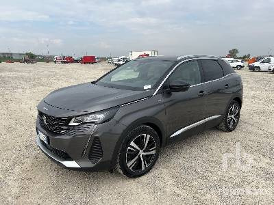 PEUGEOT 3008 Hybrid4 300 E-EAT8 GT-Line - Voiture: photos 1 PEUGEOT 3008 Hybrid4 300 E-EAT8 GT-Line - Voiture: photos 1
