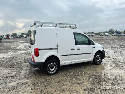 VOLKSWAGEN CADDY 2.0 TDI 122CV EURO 6 4motion - Camion fourgon: photos 3 VOLKSWAGEN CADDY 2.0 TDI 122CV EURO 6 4motion - Camion fourgon: photos 3