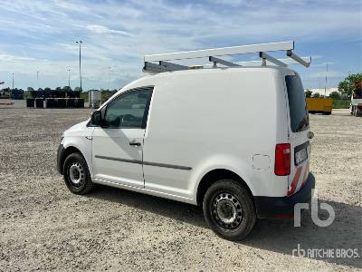 VOLKSWAGEN CADDY - Camion fourgon: photos 2 VOLKSWAGEN CADDY - Camion fourgon: photos 2