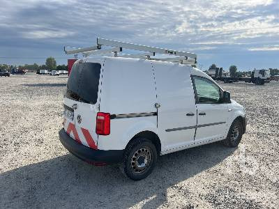 VOLKSWAGEN CADDY - Camion fourgon: photos 3 VOLKSWAGEN CADDY - Camion fourgon: photos 3
