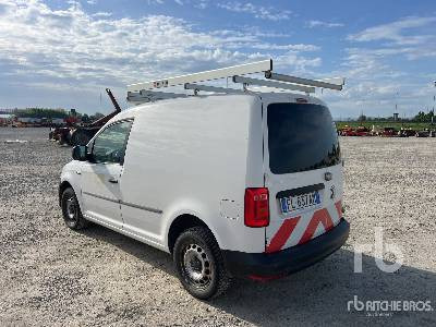 VOLKSWAGEN CADDY - Camion fourgon: photos 2 VOLKSWAGEN CADDY - Camion fourgon: photos 2