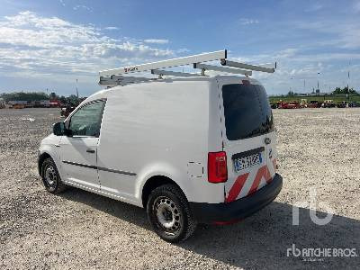 VOLKSWAGEN CADDY - Camion fourgon: photos 2 VOLKSWAGEN CADDY - Camion fourgon: photos 2
