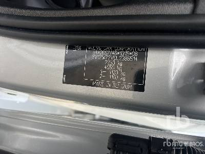 VOLVO V60 SW D3 GEARTRONIC BUSINESS 2.0 150CV - Voiture: photos 5 VOLVO V60 SW D3 GEARTRONIC BUSINESS 2.0 150CV - Voiture: photos 5