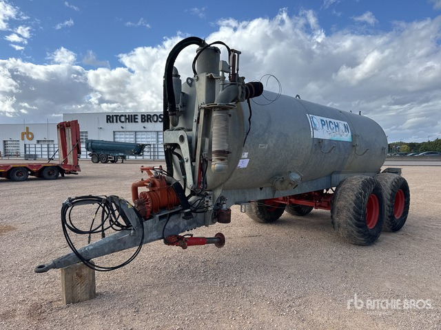 1996 Pichon TCI10 Liquid T/A Tonne A Lisier 2 Essieux Liquid Manure Spreader - Tonne à lisier: photos 1 1996 Pichon TCI10 Liquid T/A Tonne A Lisier 2 Essieux Liquid Manure Spreader - Tonne à lisier: photos 1