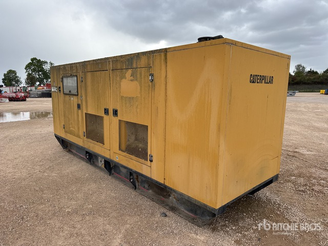 2000 Cat 400 365 kVA Containerized Stand-By ... Generator Set - Groupe électrogène: photos 3 2000 Cat 400 365 kVA Containerized Stand-By ... Generator Set - Groupe électrogène: photos 3