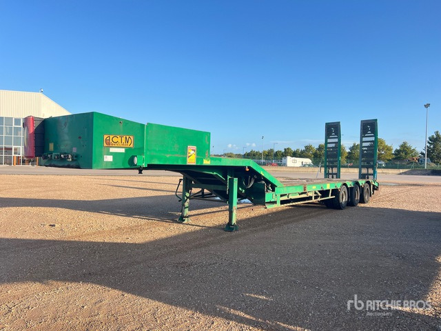 2006 ACTM S46315 Semi-Remorque Porte-Engins 3 Es ... Lowboy Trailer - Semi-remorque surbaissé: photos 1 2006 ACTM S46315 Semi-Remorque Porte-Engins 3 Es ... Lowboy Trailer - Semi-remorque surbaissé: photos 1