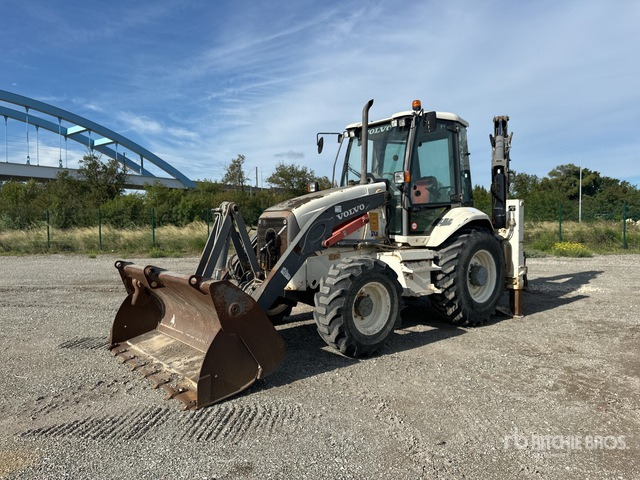 2006 Volvo BL71 4x4 Chargeuse Pelleteuse 4x4 Backhoe Loader - Tractopelle: photos 1 2006 Volvo BL71 4x4 Chargeuse Pelleteuse 4x4 Backhoe Loader - Tractopelle: photos 1