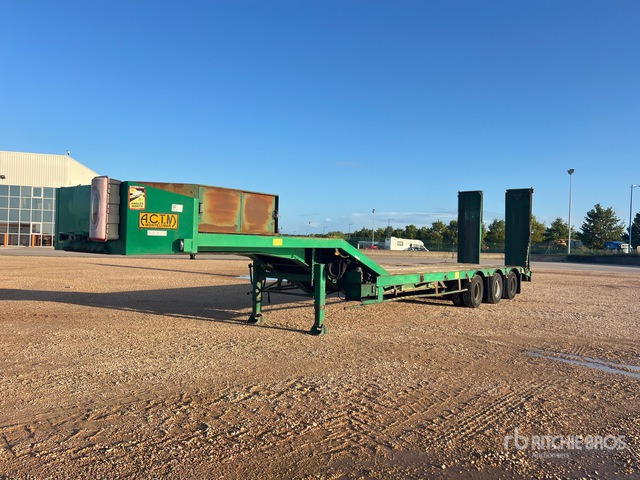 2007 ACTM S46315R Semi-Remorque Porte-Engins 3 Es ... Lowboy Trailer - Semi-remorque surbaissé: photos 2 2007 ACTM S46315R Semi-Remorque Porte-Engins 3 Es ... Lowboy Trailer - Semi-remorque surbaissé: photos 2