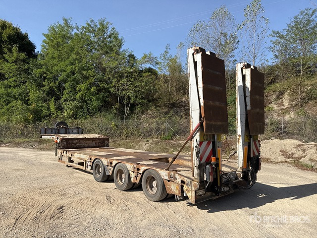 2007 Faymonville Multimax Tri/A Semi-Remorque Porte-Engin ... Lowboy Trailer - Semi-remorque surbaissé: photos 3 2007 Faymonville Multimax Tri/A Semi-Remorque Porte-Engin ... Lowboy Trailer - Semi-remorque surbaissé: photos 3