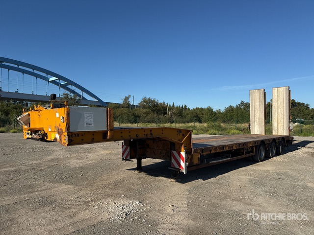2008 Faymonville TL3GE Tri/A Semi-Remorque Porte-Engin ... Lowboy Trailer - Semi-remorque surbaissé: photos 1 2008 Faymonville TL3GE Tri/A Semi-Remorque Porte-Engin ... Lowboy Trailer - Semi-remorque surbaissé: photos 1