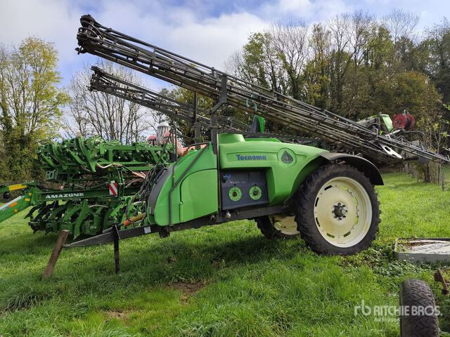 2008 Tecnoma Tecnis 3100 28 m S/A Pulverisateur Traine Pull-Type Sprayer - Pulvérisateur traîné: photos 2 2008 Tecnoma Tecnis 3100 28 m S/A Pulverisateur Traine Pull-Type Sprayer - Pulvérisateur traîné: photos 2