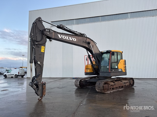 2021 Volvo ECR235EL Pelle Sur Chenilles Tracked Excavator - Pelle sur chenille: photos 1 2021 Volvo ECR235EL Pelle Sur Chenilles Tracked Excavator - Pelle sur chenille: photos 1