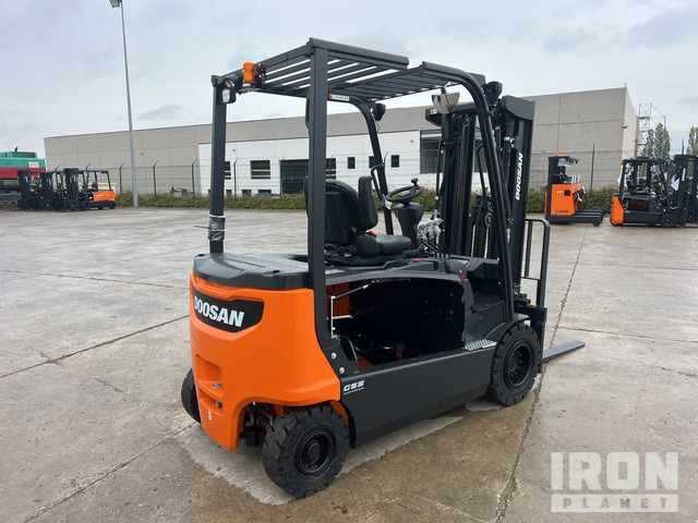 2023 Doosan B30X-7 PLUS 3000 kg Chariot Elevateur Elect ... Electric Forklift - Chariot élévateur électrique: photos 3 2023 Doosan B30X-7 PLUS 3000 kg Chariot Elevateur Elect ... Electric Forklift - Chariot élévateur électrique: photos 3