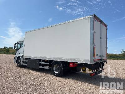 IVECO STRALIS 400NP 4x2 (Unused) - Camion fourgon: photos 2 IVECO STRALIS 400NP 4x2 (Unused) - Camion fourgon: photos 2