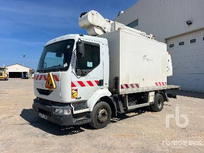 RENAULT MIDLUM 220DCI 2005 France lvateur 182CPM 10 m ... - Camion avec nacelle: photos 1 RENAULT MIDLUM 220DCI 2005 France lvateur 182CPM 10 m ... - Camion avec nacelle: photos 1