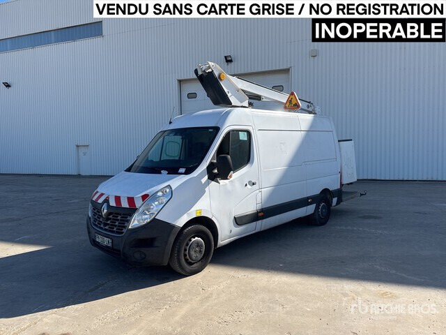 Renault Master Bucket Truck - Camion avec nacelle: photos 2 Renault Master Bucket Truck - Camion avec nacelle: photos 2