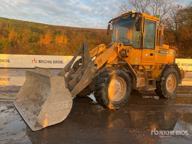 1997 Volvo L50C Wheel Loader - Chargeuse sur pneus: photos 2 1997 Volvo L50C Wheel Loader - Chargeuse sur pneus: photos 2