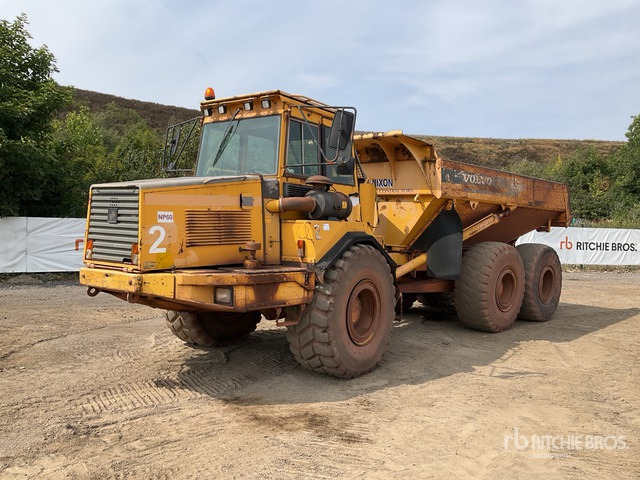 1999 Volvo A25C Articulated Dump Truck - Tombereau articulé: photos 1 1999 Volvo A25C Articulated Dump Truck - Tombereau articulé: photos 1