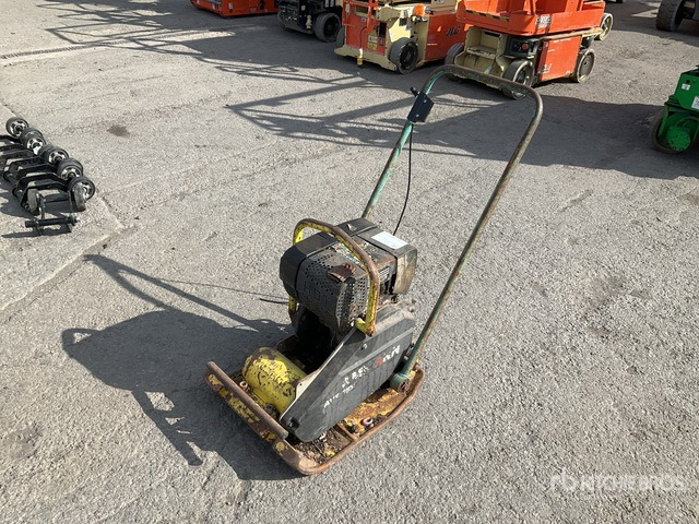 2006 Ammann AVP1850 Vibratory Plate Compactor - Plaque vibrante: photos 1 2006 Ammann AVP1850 Vibratory Plate Compactor - Plaque vibrante: photos 1