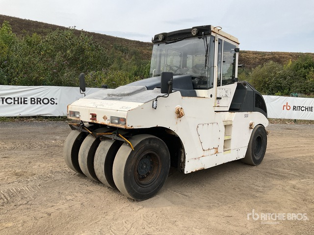 2006 Bomag BW24RH 8-Wheel Roller Pneumatic Roller - Broyeur/ Épareuse: photos 2 2006 Bomag BW24RH 8-Wheel Roller Pneumatic Roller - Broyeur/ Épareuse: photos 2
