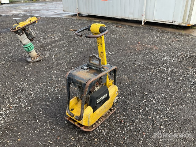 2006 Wacker DPU2540H Vibratory Plate Compactor - Plaque vibrante: photos 1 2006 Wacker DPU2540H Vibratory Plate Compactor - Plaque vibrante: photos 1