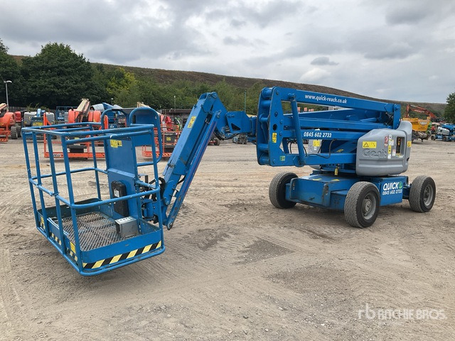 2008 Genie Z45/25 2WD Hybrid Articulating Boom Lift - Nacelle articulée: photos 1 2008 Genie Z45/25 2WD Hybrid Articulating Boom Lift - Nacelle articulée: photos 1