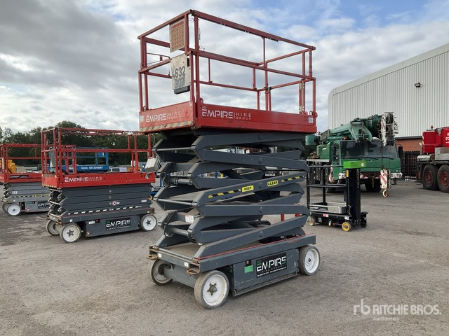 2010 Skyjack SJIII4632 Electric Scissor Lift - Nacelle ciseaux: photos 2 2010 Skyjack SJIII4632 Electric Scissor Lift - Nacelle ciseaux: photos 2