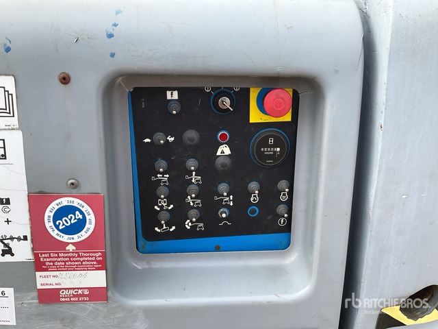 2011 Genie Z45/28 2WD Hybrid Articulating Boom Lift - Nacelle articulée: photos 5 2011 Genie Z45/28 2WD Hybrid Articulating Boom Lift - Nacelle articulée: photos 5