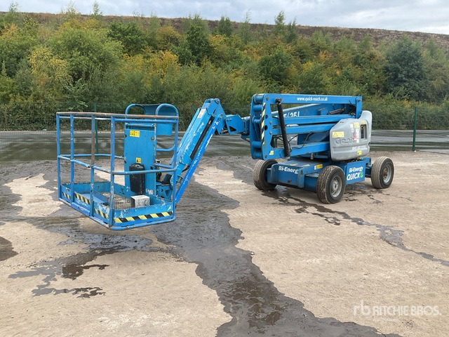 2012 Genie Z45/29 2WD Hybrid Articulating Boom Lift - Nacelle articulée: photos 1 2012 Genie Z45/29 2WD Hybrid Articulating Boom Lift - Nacelle articulée: photos 1