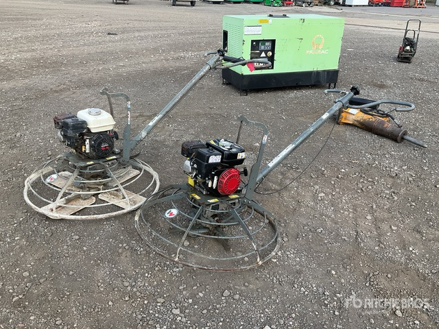 2013 Wacker Neuson CT36ADT Quantity of (2) Power Trowel - Truelle mécanique: photos 1 2013 Wacker Neuson CT36ADT Quantity of (2) Power Trowel - Truelle mécanique: photos 1