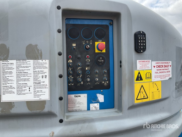 2014 Genie S45 4WD Diesel Telescopic Boom Lift - Broyeur/ Épareuse: photos 5 2014 Genie S45 4WD Diesel Telescopic Boom Lift - Broyeur/ Épareuse: photos 5