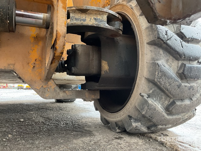 2014 Haulotte Compact 10DX 4x4 Diesel Scissor Lift - Nacelle ciseaux: photos 5 2014 Haulotte Compact 10DX 4x4 Diesel Scissor Lift - Nacelle ciseaux: photos 5