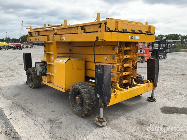 2014 Haulotte H18SDX 4x4 Diesel (Inoperable) Scissor Lift - Nacelle ciseaux: photos 2 2014 Haulotte H18SDX 4x4 Diesel (Inoperable) Scissor Lift - Nacelle ciseaux: photos 2
