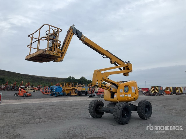 2014 Haulotte HA16PX 4WD Diesel Articulating Boom Lift - Nacelle articulée: photos 2 2014 Haulotte HA16PX 4WD Diesel Articulating Boom Lift - Nacelle articulée: photos 2
