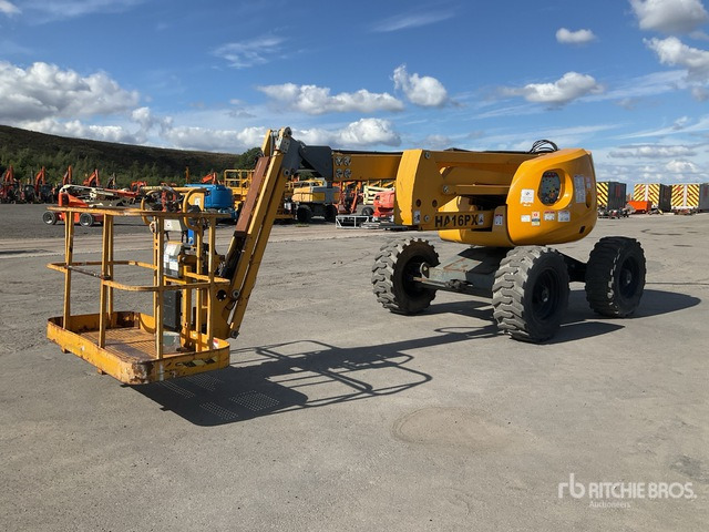 2014 Haulotte HA16PX 4WD Diesel Articulating Boom Lift - Nacelle articulée: photos 3 2014 Haulotte HA16PX 4WD Diesel Articulating Boom Lift - Nacelle articulée: photos 3