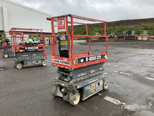 2014 Skyjack SJIII3219 Electric Scissor Lift - Nacelle ciseaux: photos 1 2014 Skyjack SJIII3219 Electric Scissor Lift - Nacelle ciseaux: photos 1
