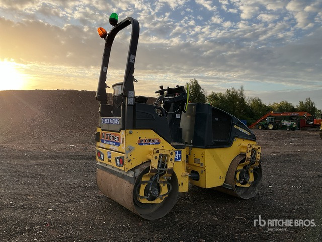 2015 Bomag 120AD-5 Double Drum Roller - Compacteur: photos 3 2015 Bomag 120AD-5 Double Drum Roller - Compacteur: photos 3