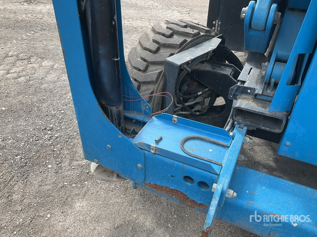 2015 Genie GS-5390 4x4 Diesel Scissor Lift - Nacelle ciseaux: photos 4 2015 Genie GS-5390 4x4 Diesel Scissor Lift - Nacelle ciseaux: photos 4