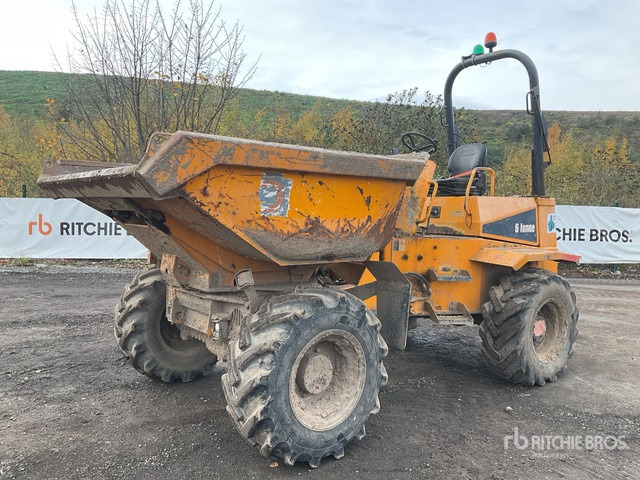 2015 JCB MACH2066 6 t 4x4 Swivel Dumper - Tombereau: photos 2 2015 JCB MACH2066 6 t 4x4 Swivel Dumper - Tombereau: photos 2