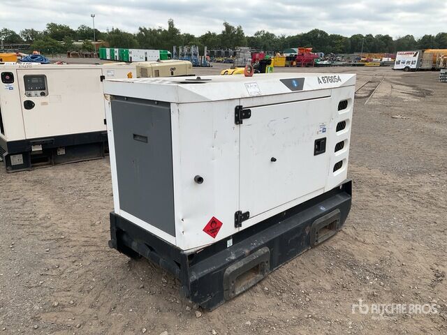 2015 Sdmo R22 Generator Set - Groupe électrogène: photos 2 2015 Sdmo R22 Generator Set - Groupe électrogène: photos 2