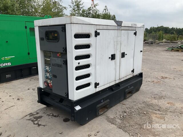 2015 Sdmo R66C3 Generator Set - Groupe électrogène: photos 2 2015 Sdmo R66C3 Generator Set - Groupe électrogène: photos 2