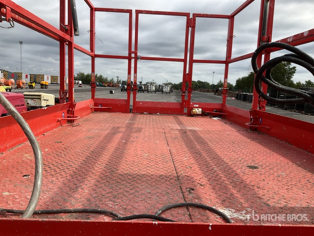 2015 Skyjack SJ6832 RT 4x4 Diesel Scissor Lift - Nacelle ciseaux: photos 5 2015 Skyjack SJ6832 RT 4x4 Diesel Scissor Lift - Nacelle ciseaux: photos 5