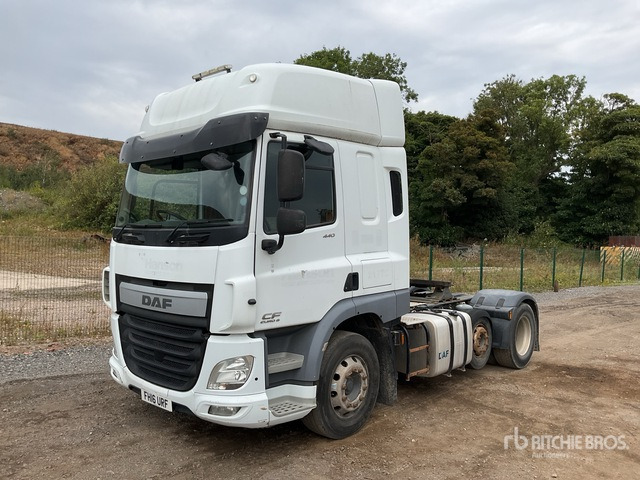 2016 DAF CF440 6x2 T/A Sleeper Truck Tractor - Broyeur/ Épareuse: photos 2 2016 DAF CF440 6x2 T/A Sleeper Truck Tractor - Broyeur/ Épareuse: photos 2