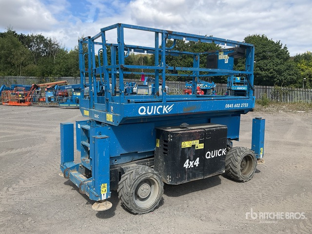 2016 Genie GS3369 4x4 Diesel Diesel Scissor Lift ... Scissor Lift - Nacelle ciseaux: photos 4 2016 Genie GS3369 4x4 Diesel Diesel Scissor Lift ... Scissor Lift - Nacelle ciseaux: photos 4