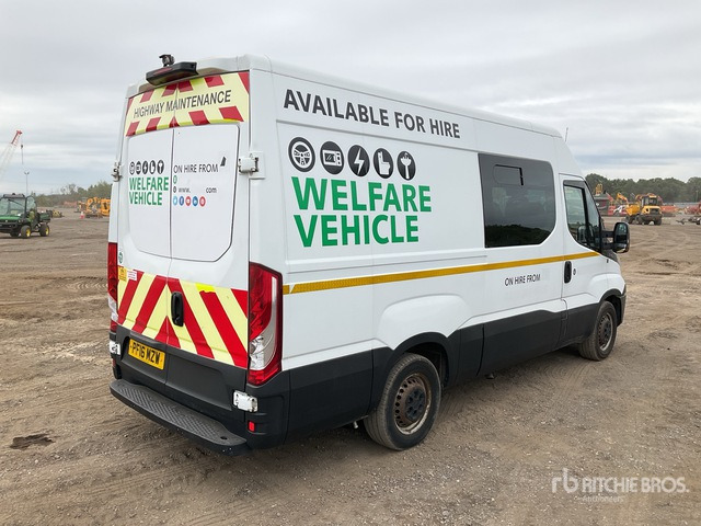 2016 Iveco Daily 35S11 SWB 4x2 Van Truck - Fourgon utilitaire: photos 4 2016 Iveco Daily 35S11 SWB 4x2 Van Truck - Fourgon utilitaire: photos 4