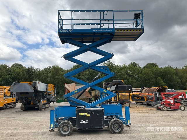 2017 Genie GS-3369RT 4x4 Diesel Scissor Lift - Nacelle ciseaux: photos 2 2017 Genie GS-3369RT 4x4 Diesel Scissor Lift - Nacelle ciseaux: photos 2