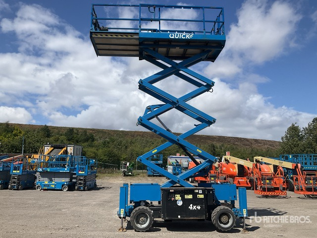 2017 Genie GS3369 4x4 Diesel Diesel Scissor Lift ... Scissor Lift - Nacelle ciseaux: photos 1 2017 Genie GS3369 4x4 Diesel Diesel Scissor Lift ... Scissor Lift - Nacelle ciseaux: photos 1