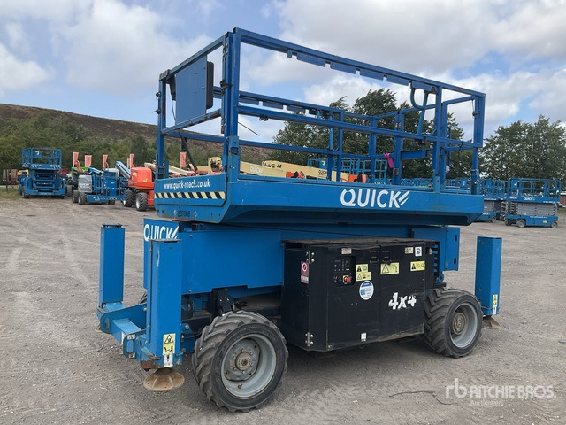 2017 Genie GS3369 4x4 Diesel Diesel Scissor Lift ... Scissor Lift - Nacelle ciseaux: photos 4 2017 Genie GS3369 4x4 Diesel Diesel Scissor Lift ... Scissor Lift - Nacelle ciseaux: photos 4