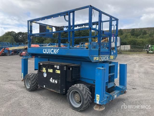 2017 Genie GS3369 4x4 Diesel Diesel Scissor Lift ... Scissor Lift - Nacelle ciseaux: photos 3 2017 Genie GS3369 4x4 Diesel Diesel Scissor Lift ... Scissor Lift - Nacelle ciseaux: photos 3
